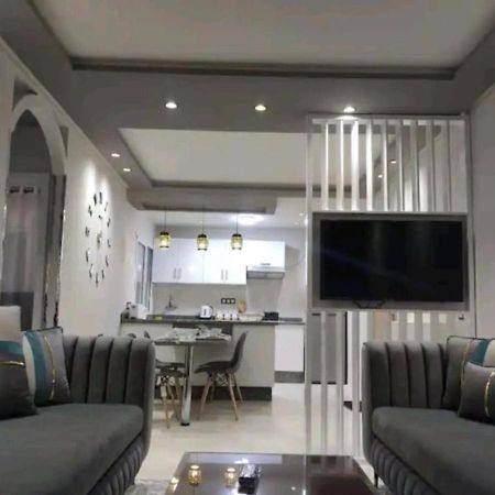 Elegant Apartment With Air Conditioner For A Great Stay Tangier Bagian luar foto